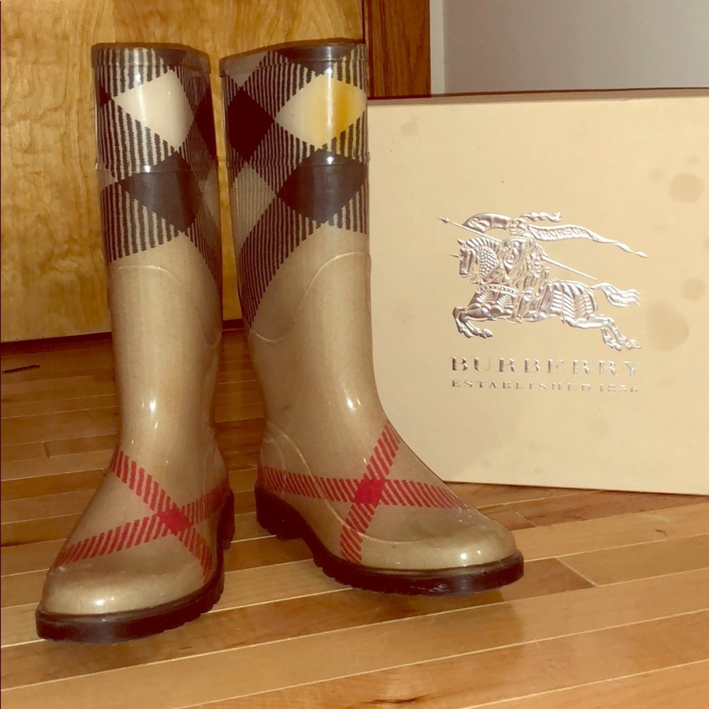 Burberry Rainboots